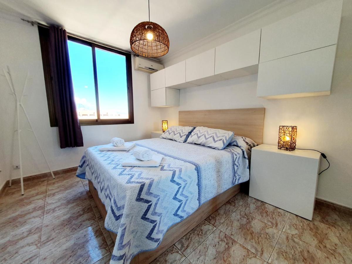 Marina View Apartment Fuengirola Bagian luar foto