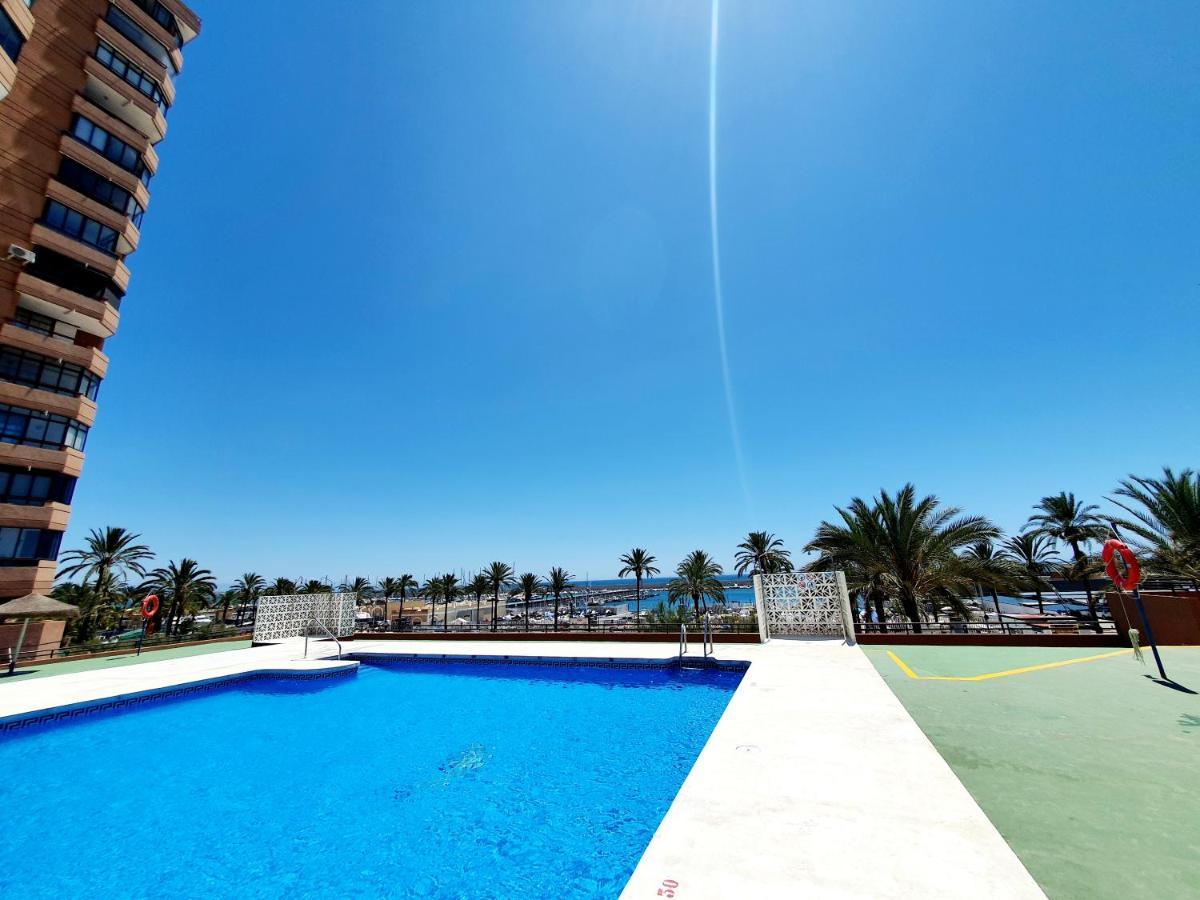 Marina View Apartment Fuengirola Bagian luar foto