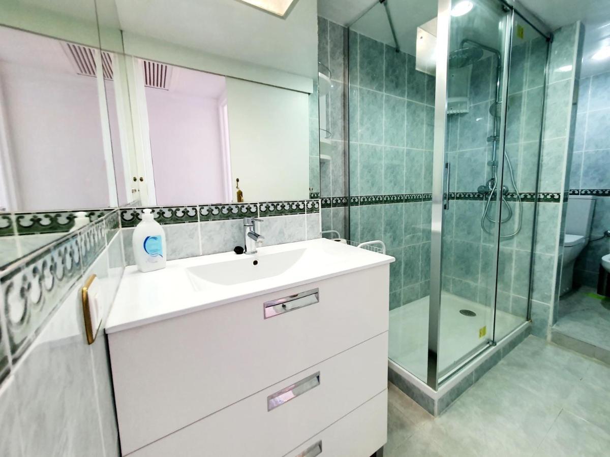 Marina View Apartment Fuengirola Bagian luar foto