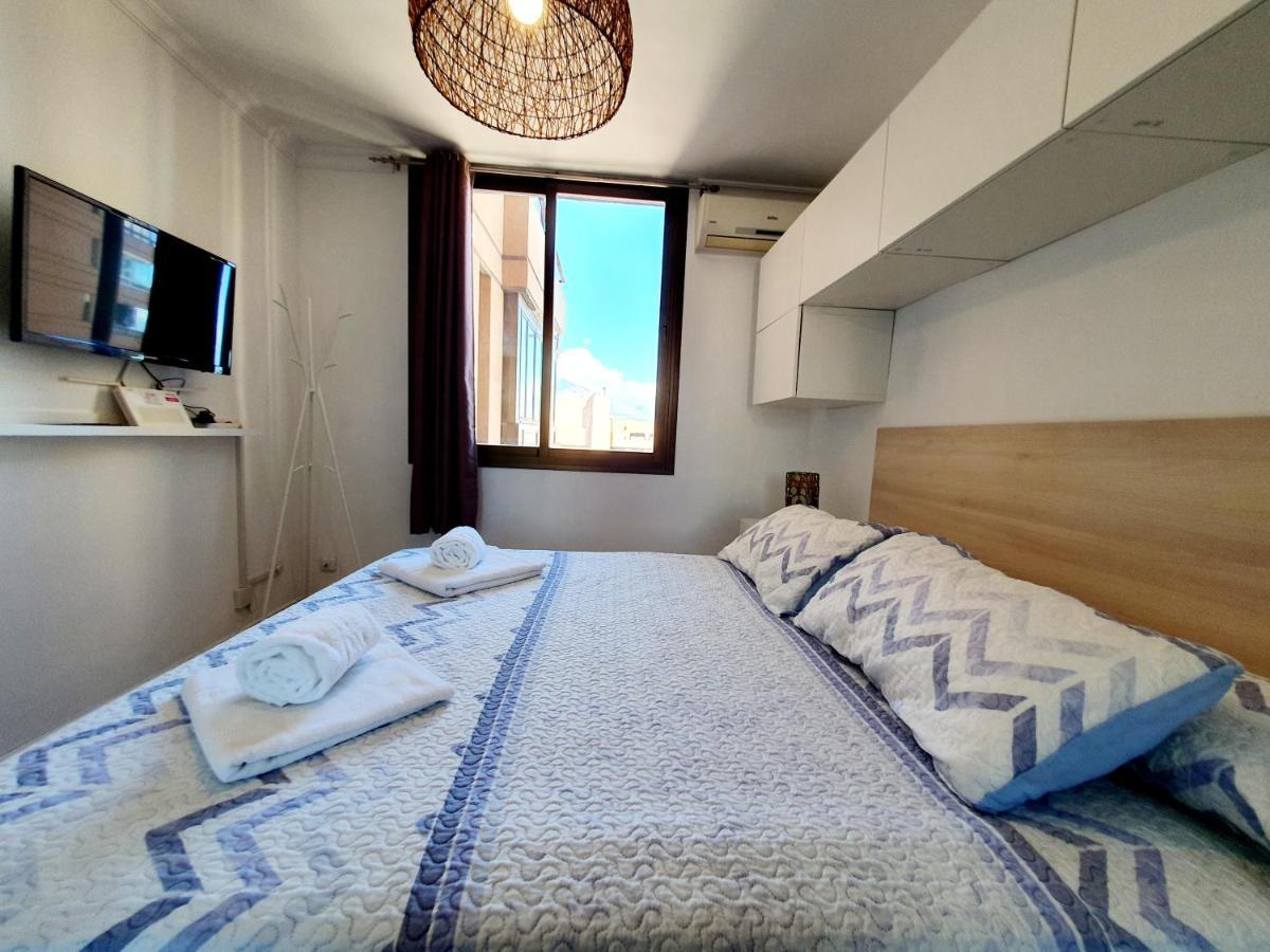 Marina View Apartment Fuengirola Bagian luar foto