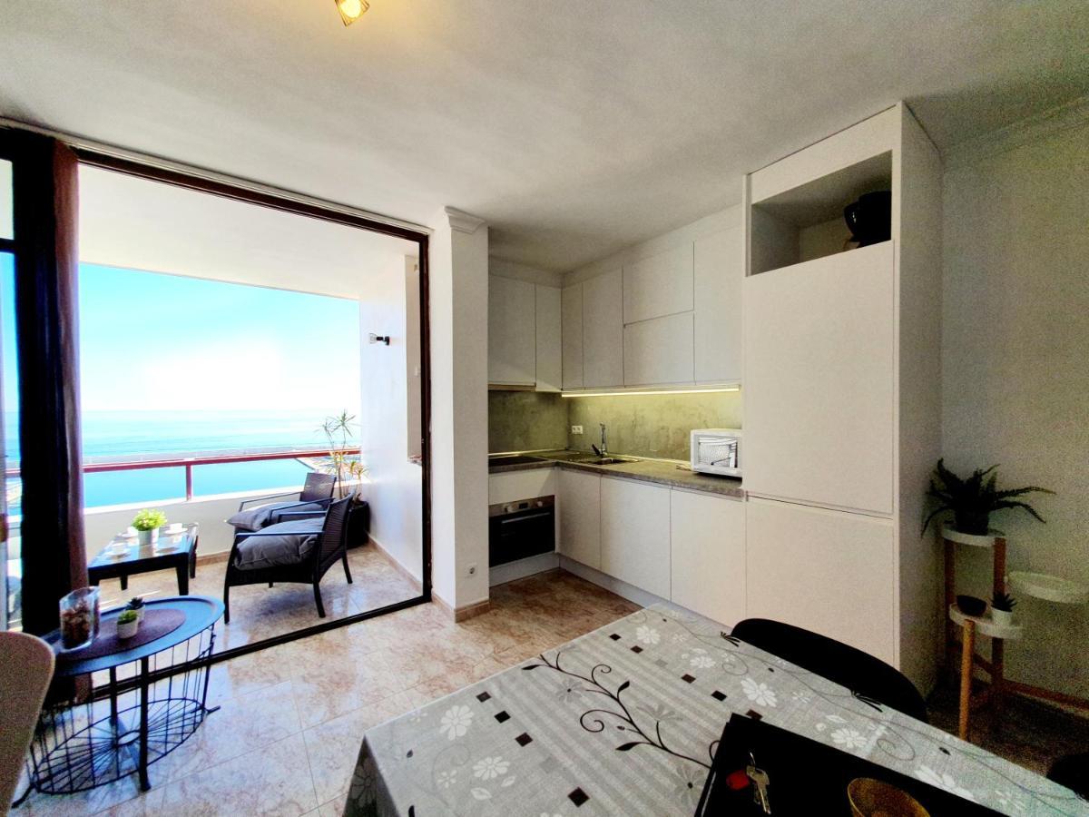 Marina View Apartment Fuengirola Bagian luar foto